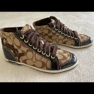 Coach Canvas Logo HiTop Sneakers Women’s Size 6